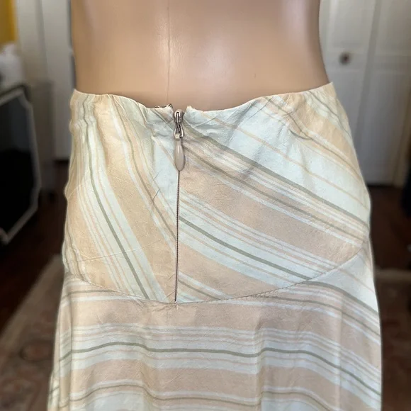 DKNY Pastel 100% Silk Full Layered Tiered Striped Skirt size 8 - Picture 5 of 9